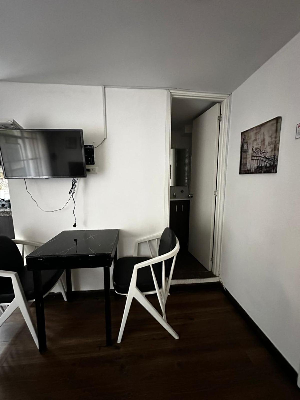 Mosaic House Hotel *