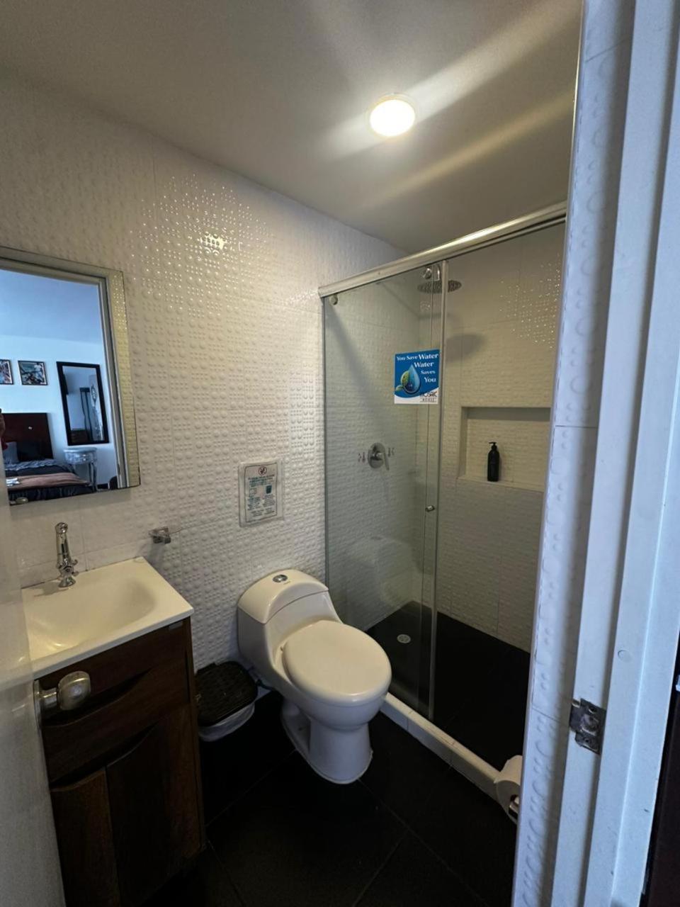 Mosaic House Hotel *