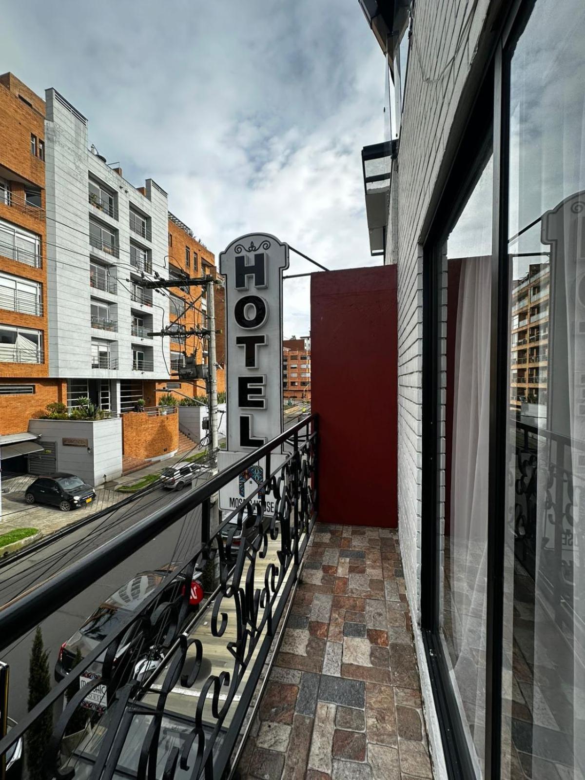 Hotel Mosaic House